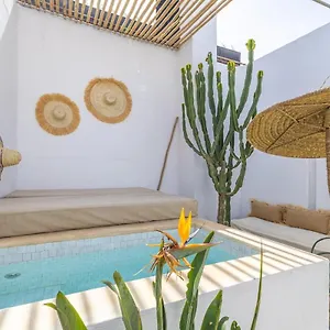  Riad Yannis